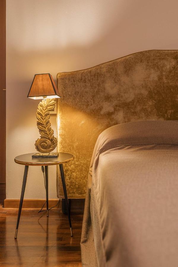 Napule...E Apartments Peschiera del Garda Zewnętrze zdjęcie